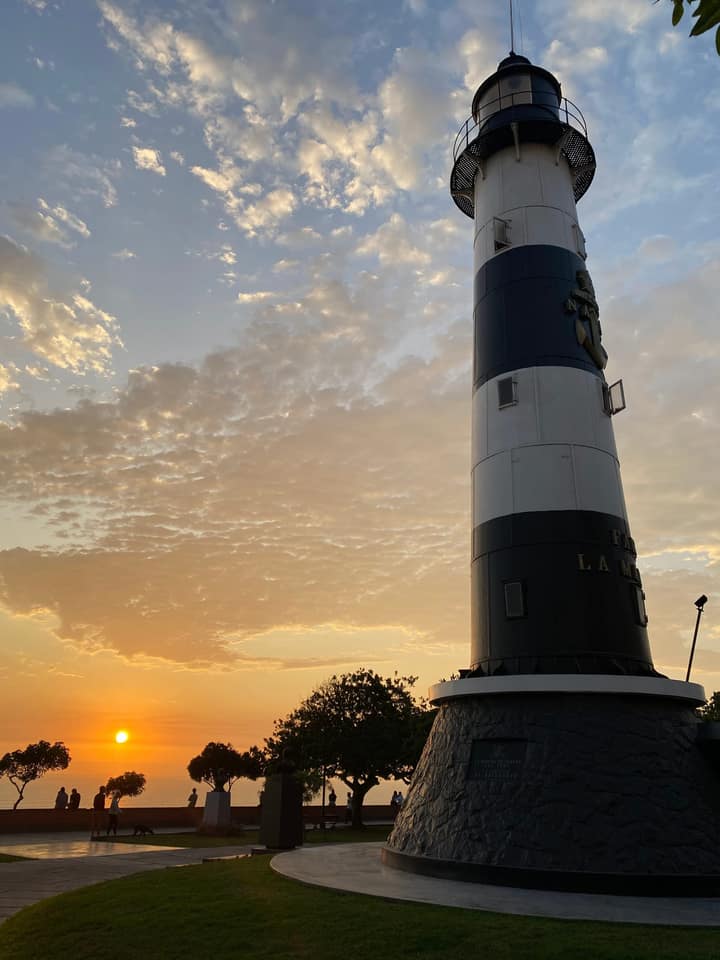 Navy Lighthouse (Faro de la Marina) in Miraflores - view 17